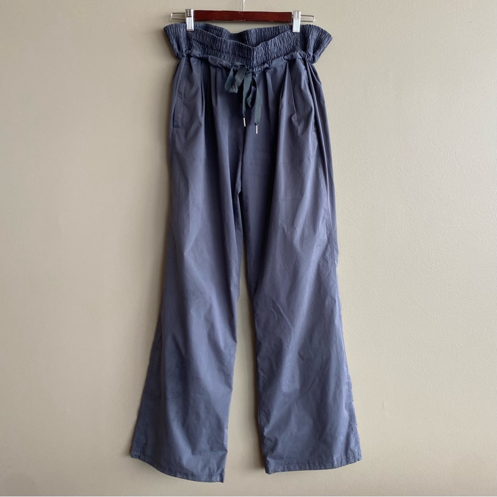 Lululemon athletica Wide Leg High Waisted Studio Pant Grey 12 - Picture 3 of 11